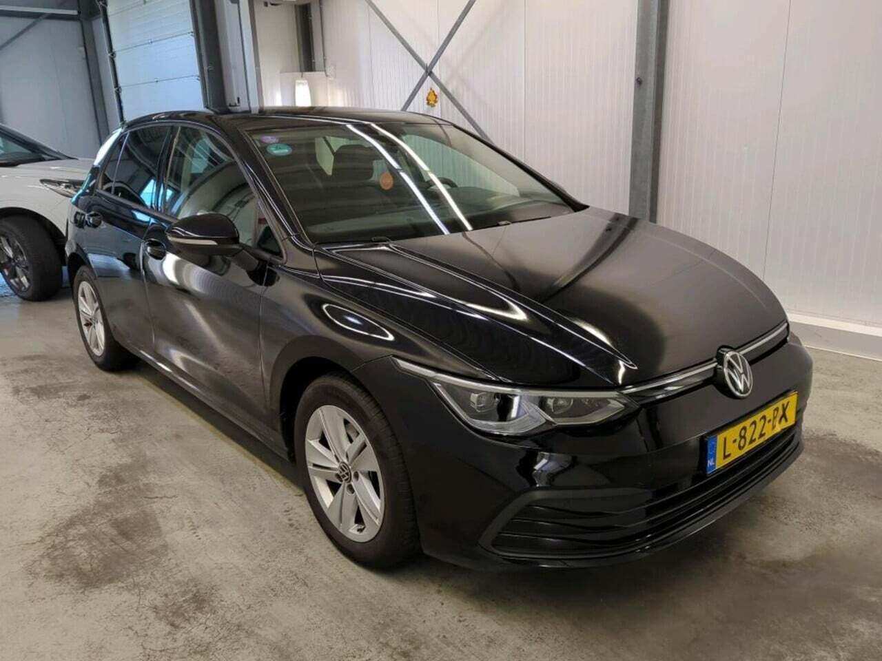 VOLKSWAGEN GOLF 1.0 TSI Life Bns photo