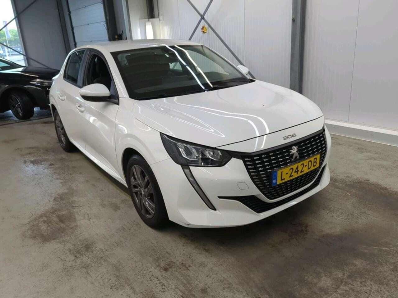 PEUGEOT 208 1.2 PT Active Pack photo