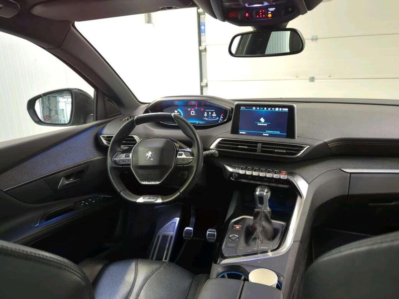 PEUGEOT 5008 1.2 PT BL. GT-Line photo