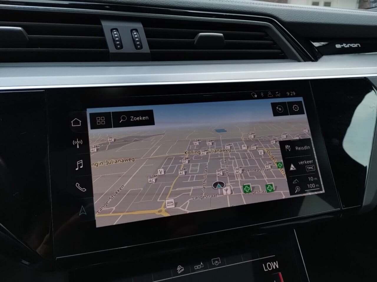 AUDI e-tron e-tron 50 quattro Launch editi photo