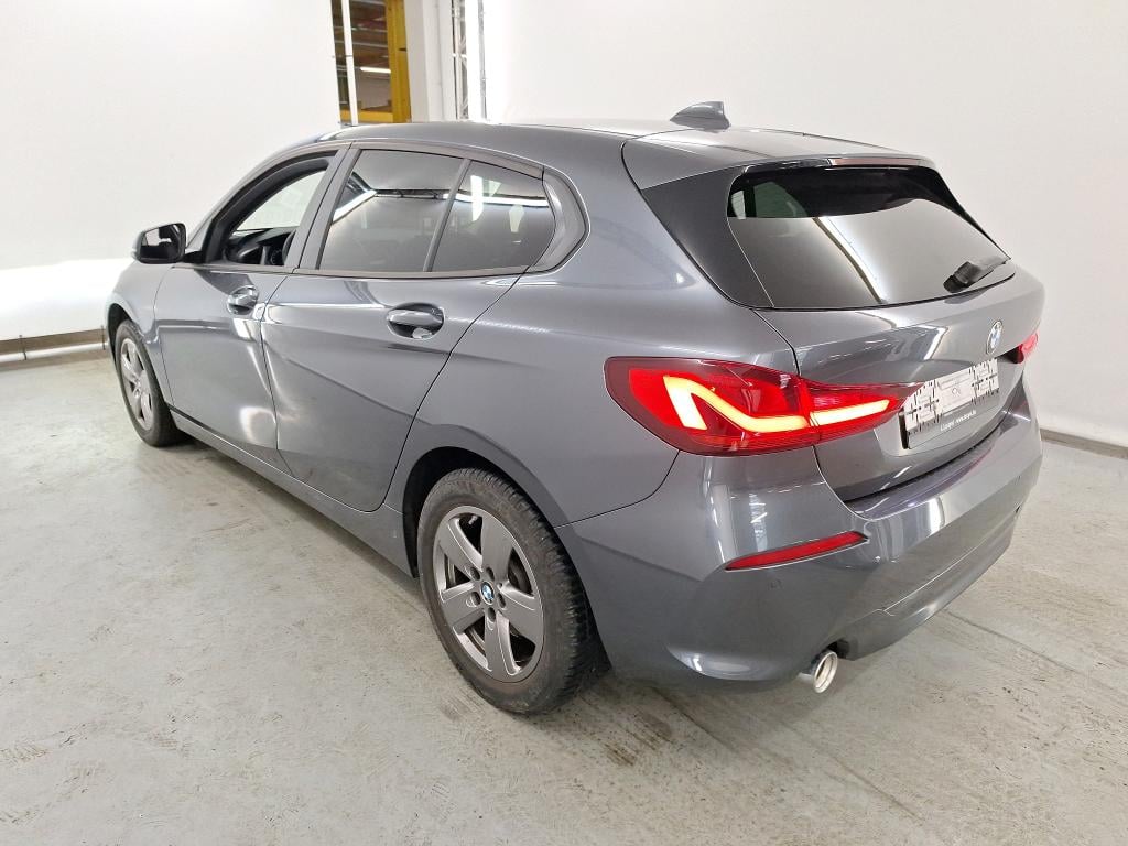 BMW 1 SERIES HATCH 1.5 116IA (80KW) rnBusiness Model Advantage Storage photo