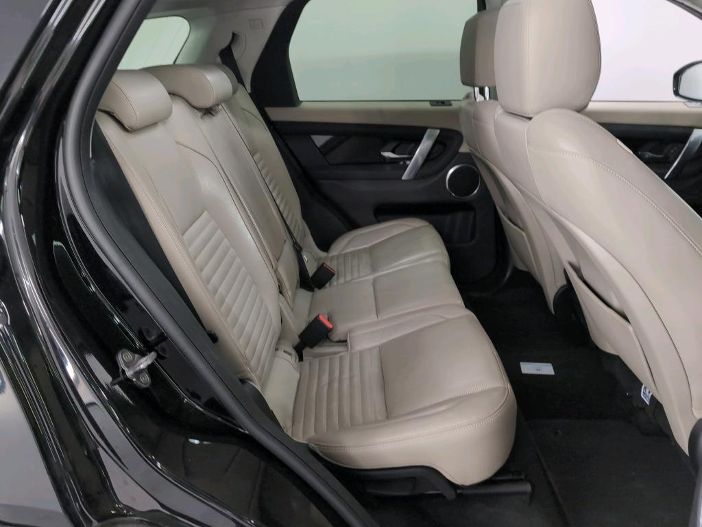 LAND ROVER DISCOVERY SPORT 2.0 D150 S photo