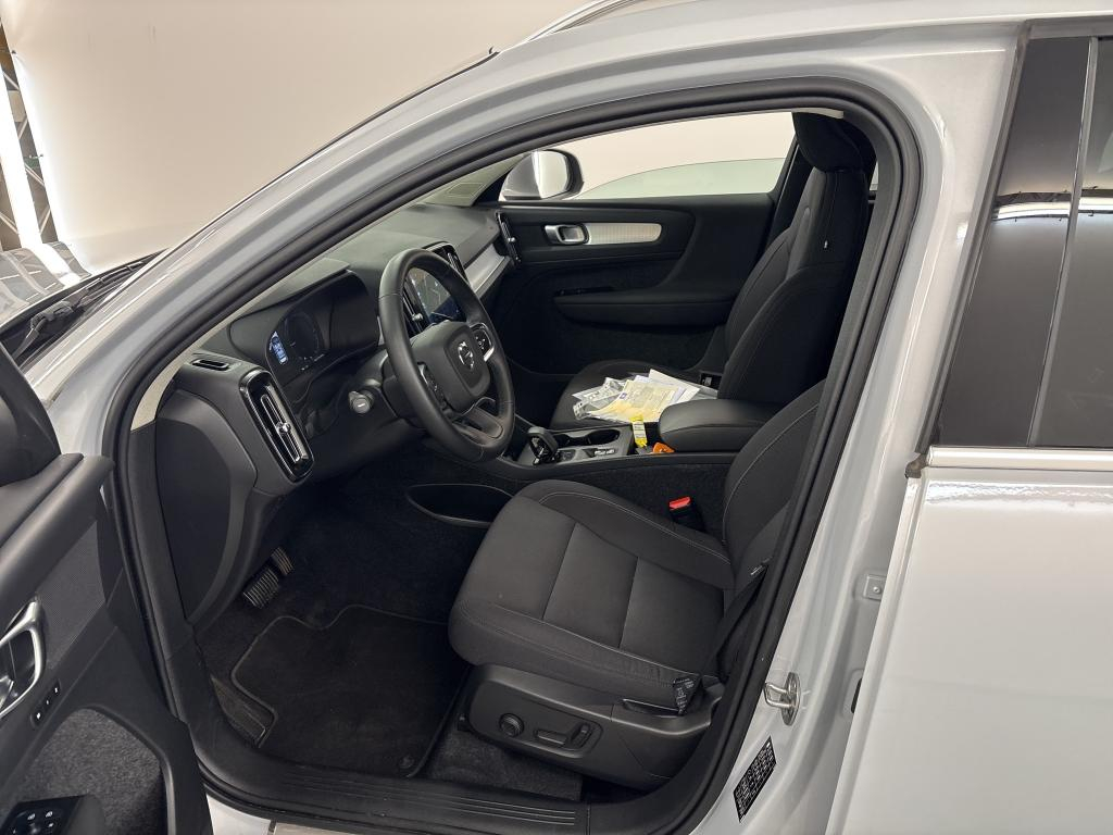 VOLVO XC40 1.5 T4 PHEV INSCRIPTION EXPR. DCT Park Assist 360Au00b0 Park Assist Camera photo