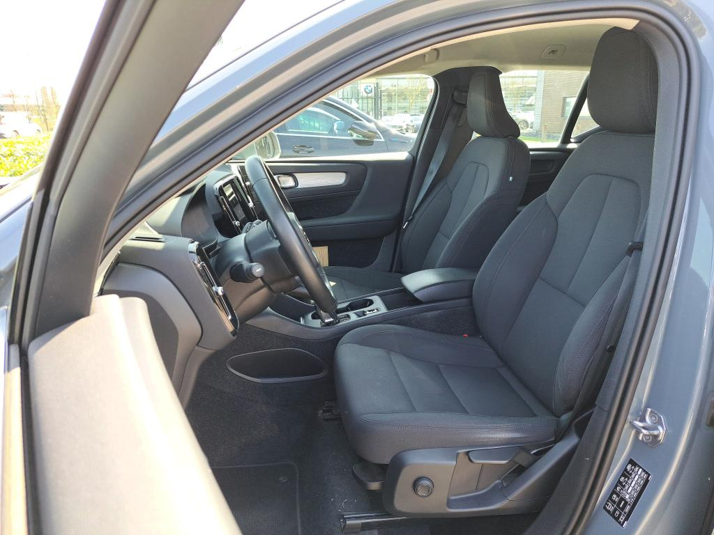 VOLVO XC40 1.5 T4 RECHARGE GEARTR. INSCRIPTION EXPR photo