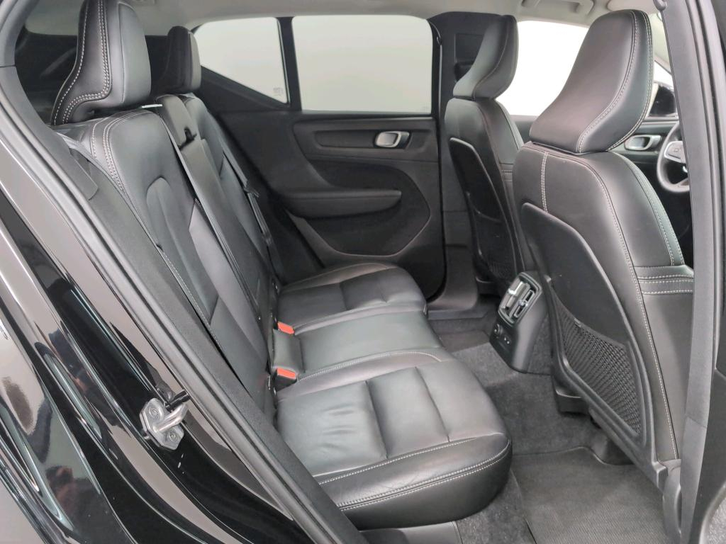 VOLVO XC40 1.5 T4 RECHARGE GEARTR. INSCRIPTION Tech & Park Assist Winter Pro photo