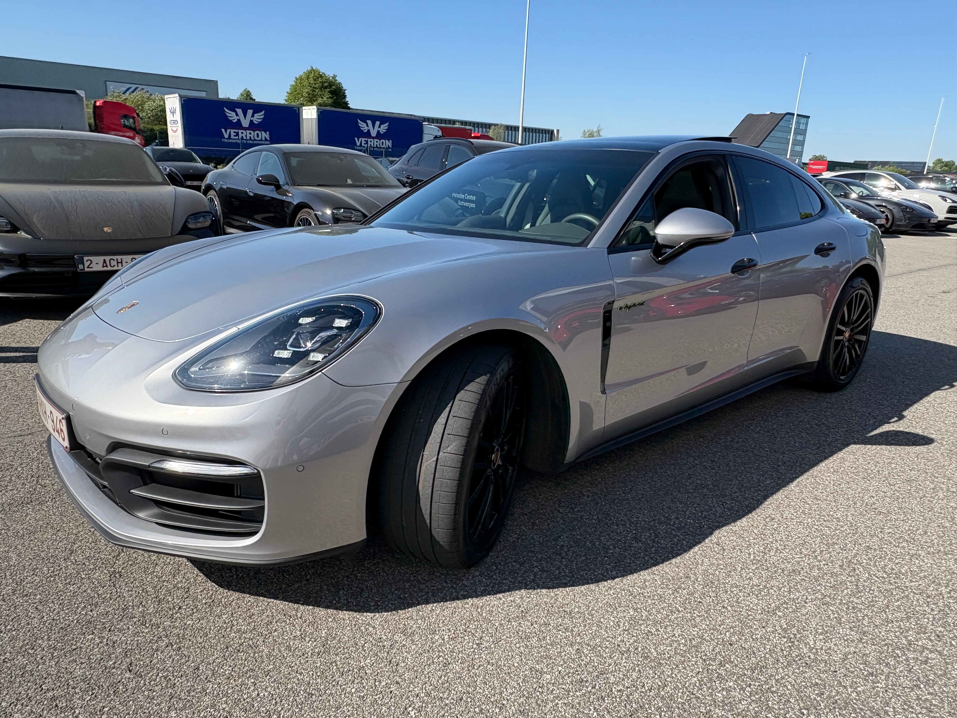 PORSCHE Panamera 4 E-Hybrid Platinum Ed. Panamera 4 E-Hybrid Platinum Edition (MY23)