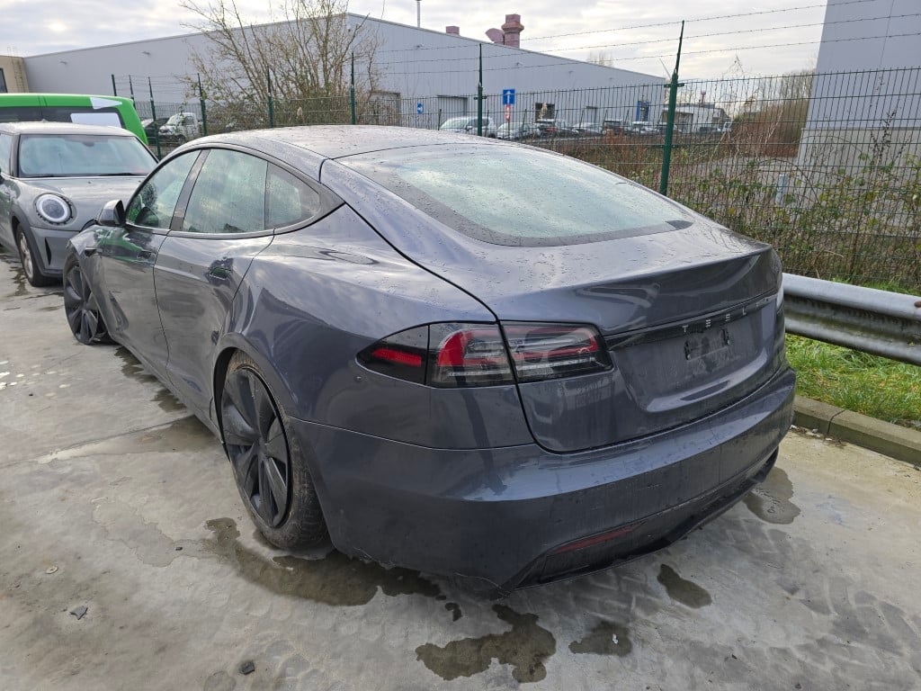 Tesla Model S Long Range Plus AWD 5d !! Damaged car !! 293 183 photo