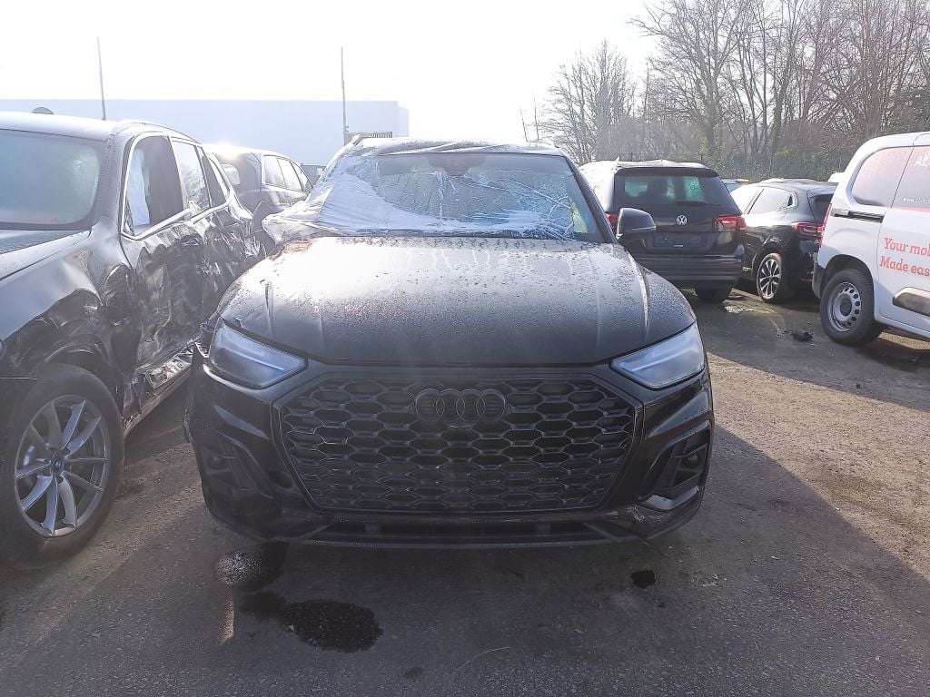 Audi Q5 SB 35 TDi 120kW Bu.E.S.Str. - NO COC !!! Damaged Car !!! 192