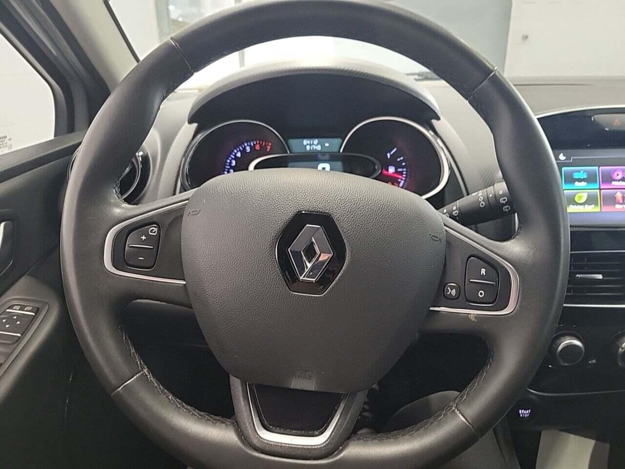 RENAULT Clio Estate 0.9 TCe Limited photo