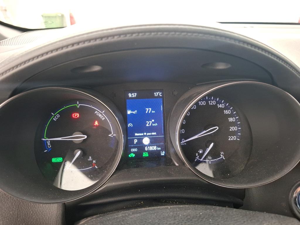 Toyota 1.8 Hybride 122 Dynamic Business Stage A TOYOTA C-HR / 2016 / 5P / SUV 1.8 Hybride 122 Dynamic Business Stage A photo