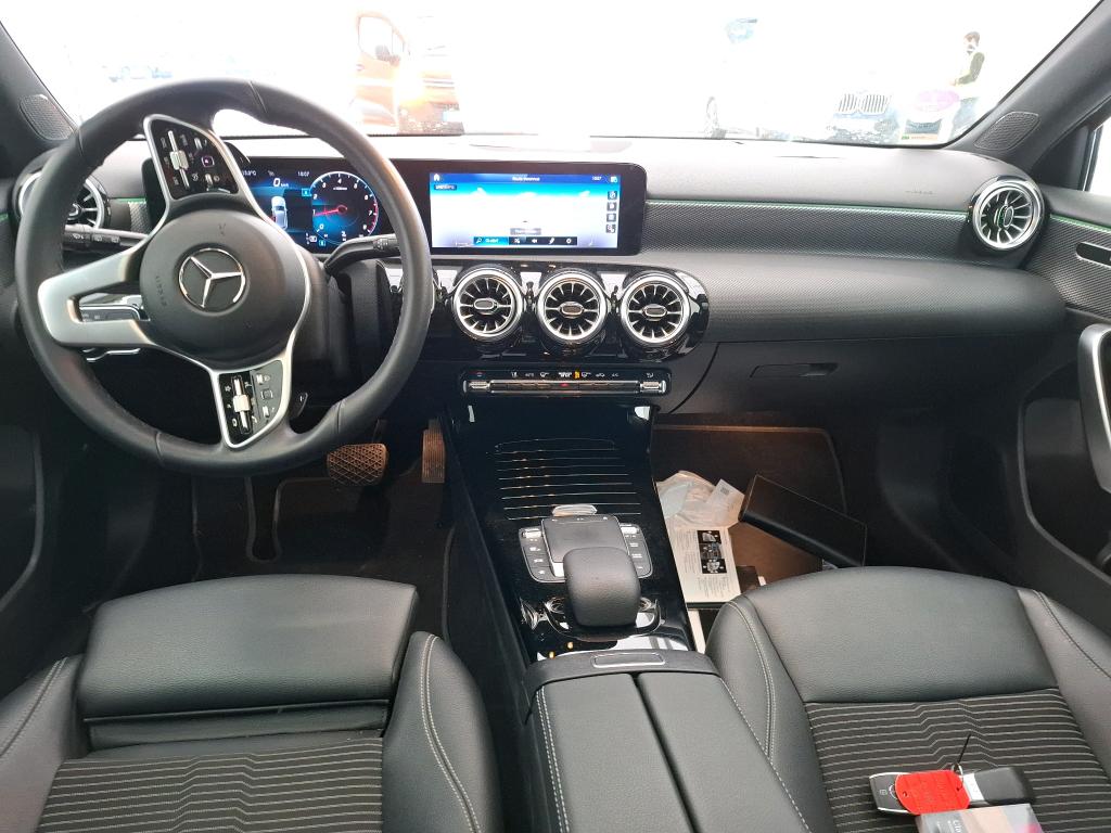 Mercedes A 200 Progressive Line 7G-DCT MERCEDES-BENZ Classe A Compact / 2018 / 5P / Berline A 200 Progressive Line 7G-DCT photo