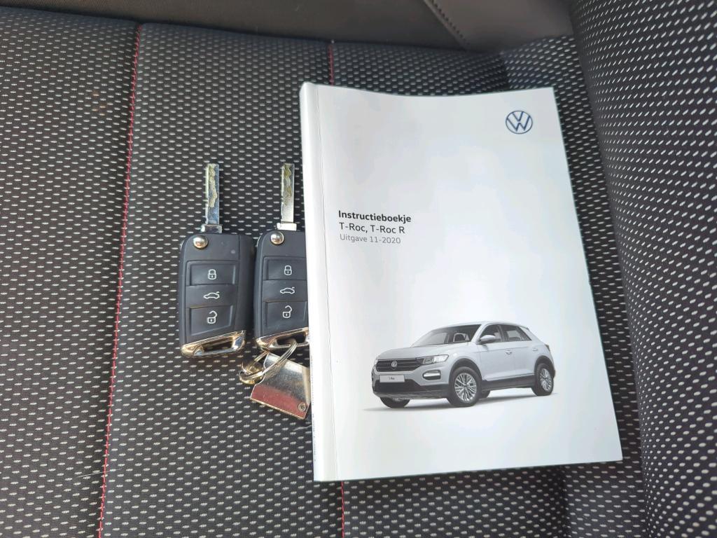 VOLKSWAGEN T-Roc 110 kW photo