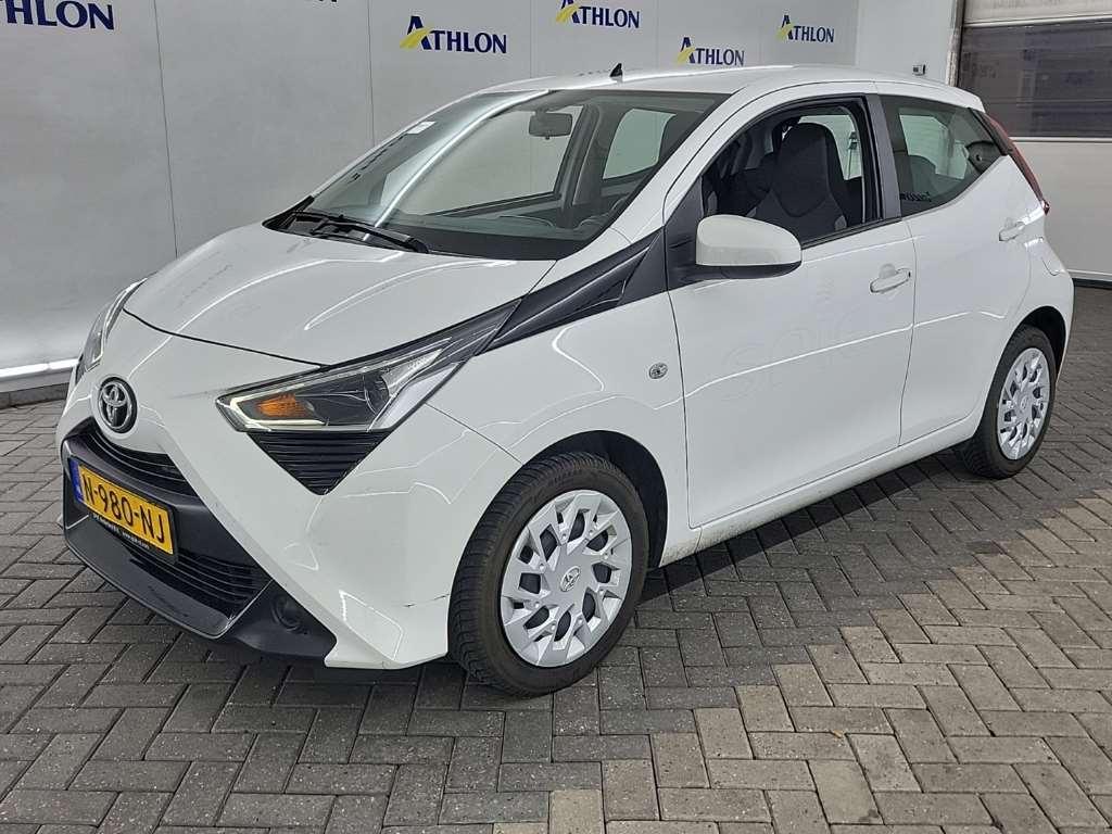 TOYOTA Aygo 1.0 VVT-i x-play 5D 53kW