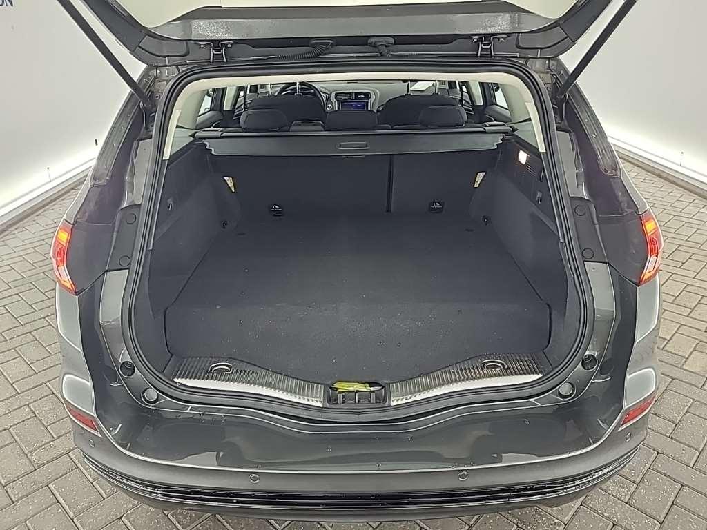 FORD Mondeo Wagon 2.0 Hybride Titanium eCVT automaat Wagon 5D 140kW photo