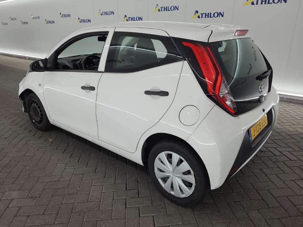 TOYOTA Aygo 1.0 VVT-i x-fun 5D 53kW photo
