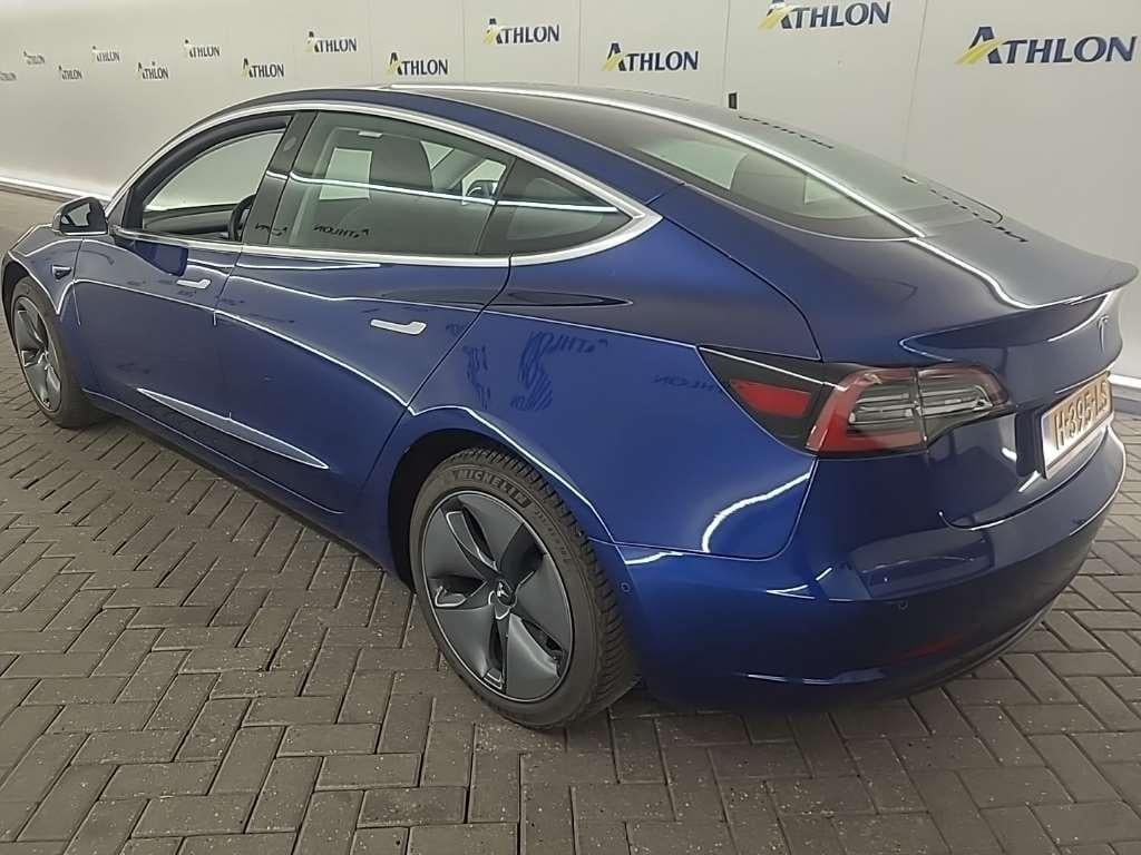 Tesla Model 3 Standard Range Plus RWD 4D 225kW photo