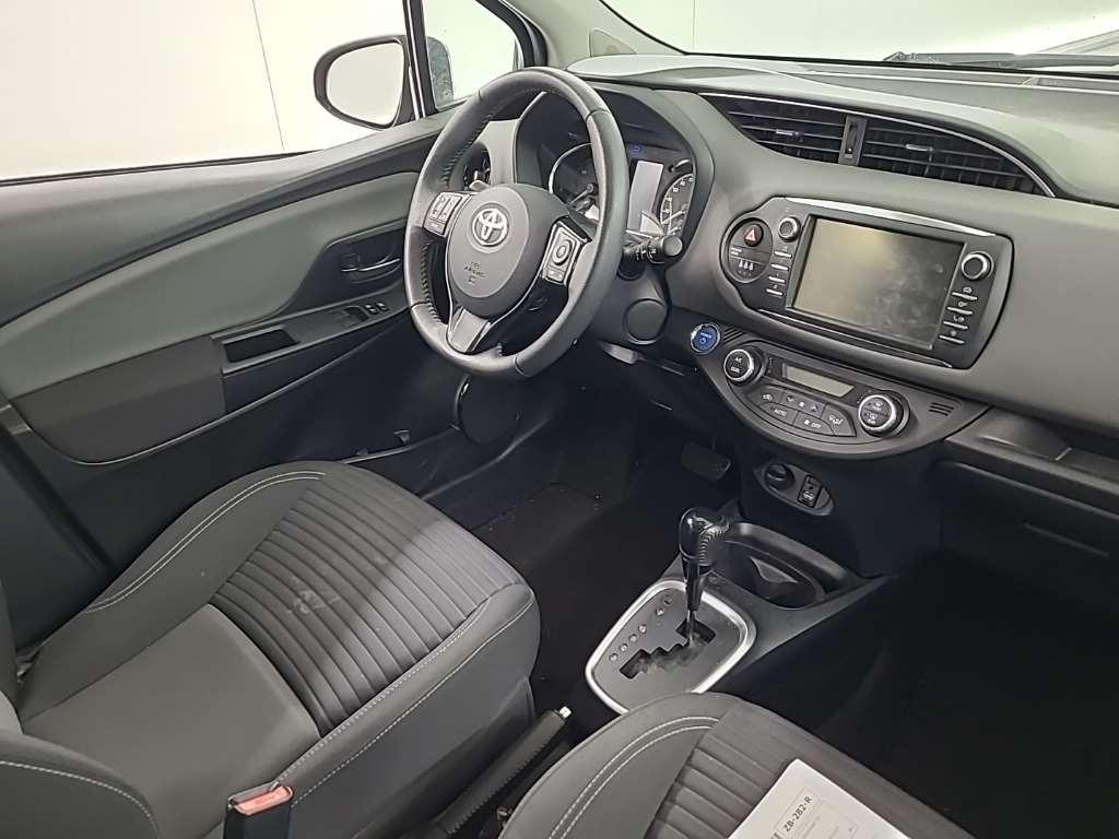 TOYOTA Yaris 1.5 Hybrid Dynamic Automaat 5D 74kW photo