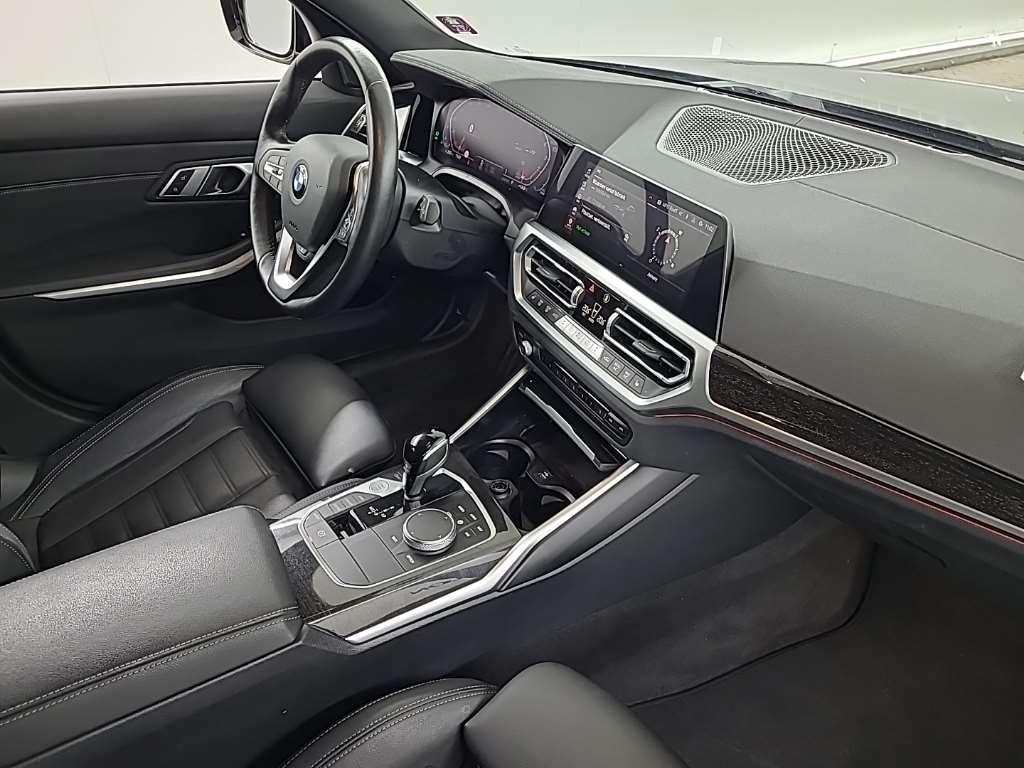 BMW 3-serie Touring 320iA Business Edition Plus 5D 135kW photo