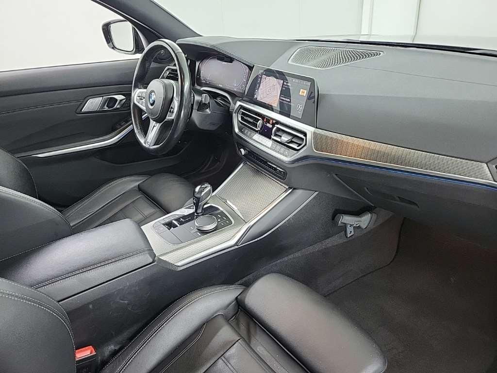 BMW 3-serie Touring 330e xDrive Business Edition Plus 5D 215kW photo