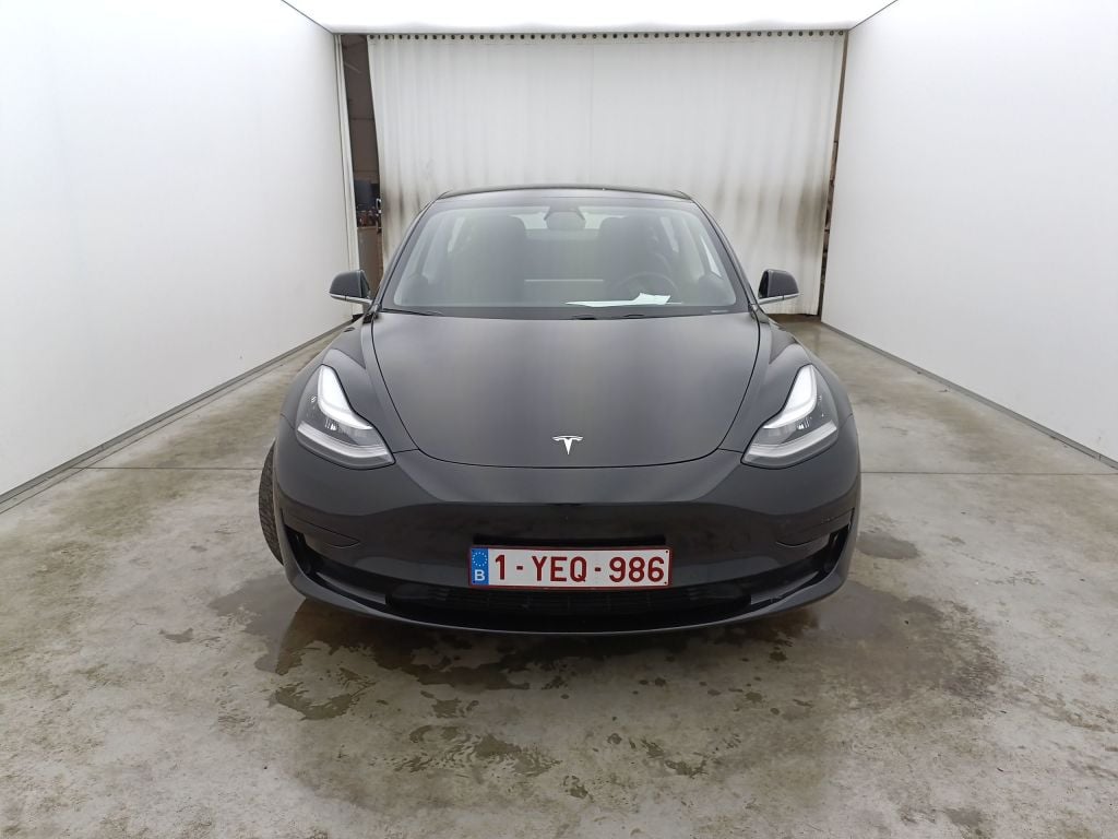 Tesla Model 3 Standard RWD Plus 4d