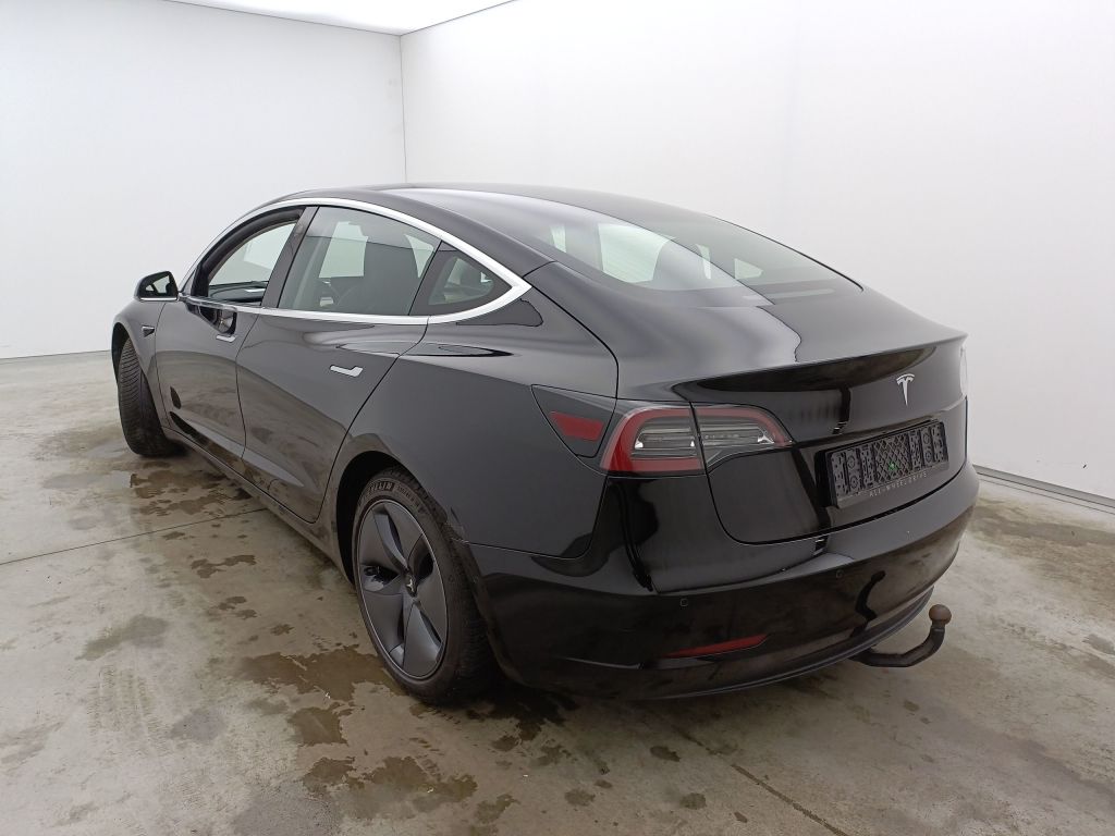 Tesla Model 3 Standard RWD Plus 4d photo
