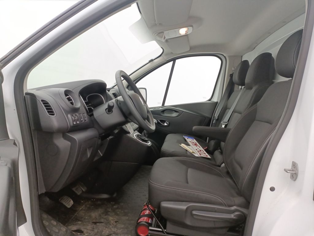 Renault Trafic L2H1 dCi 120 Grand Confort 2.9T 4d photo
