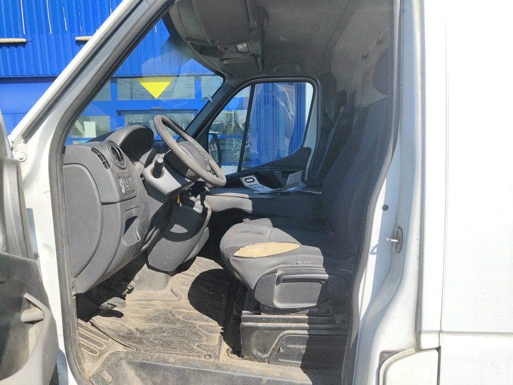 Renault Master L3H2 dCi 145 Energy - 3.5T Grand Confort 4d photo