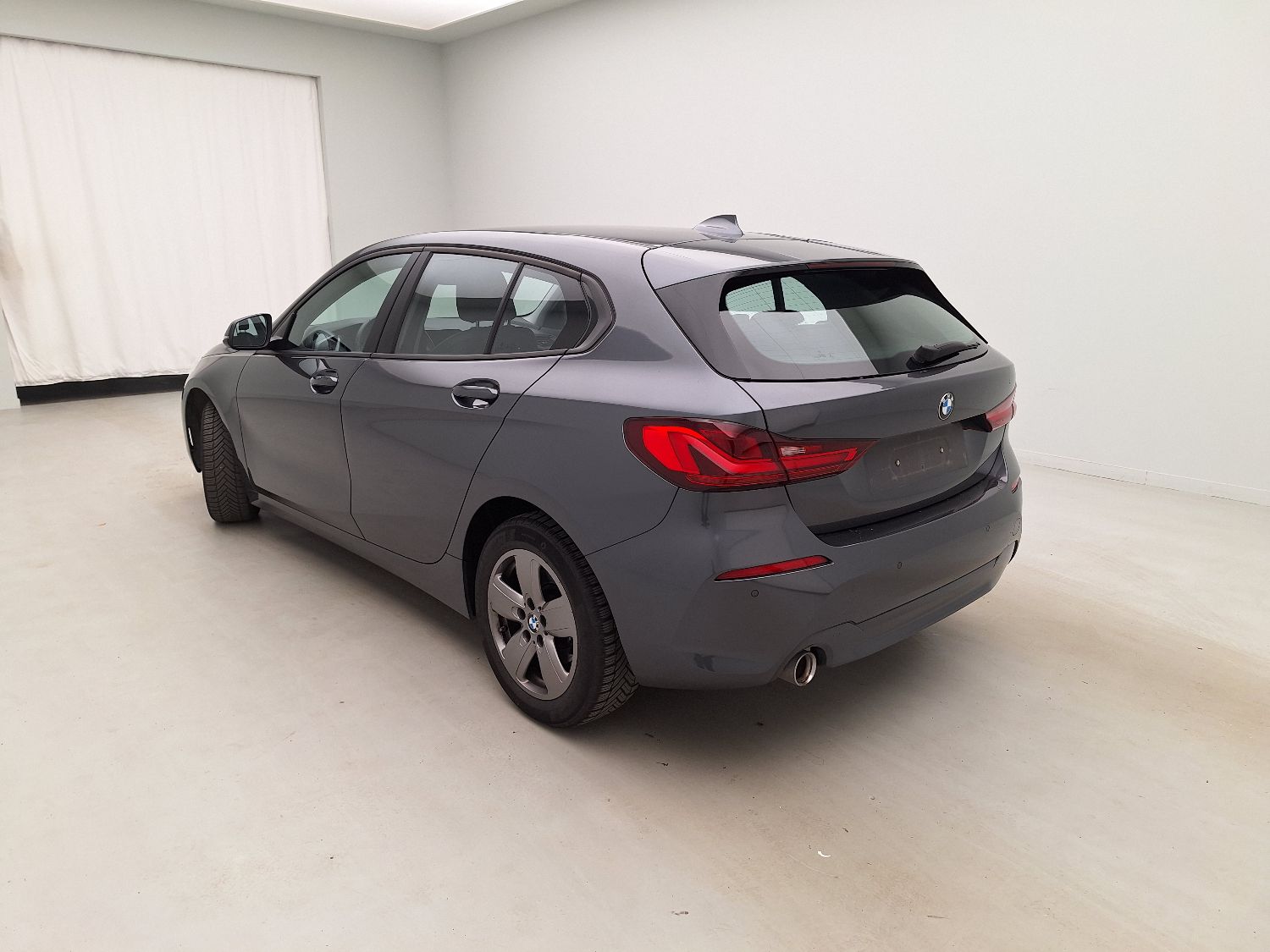 BMW, 1-serie '19, BMW 1 Reeks Hatch 116dA (85 kW) 5d excluweb end 17.04 photo
