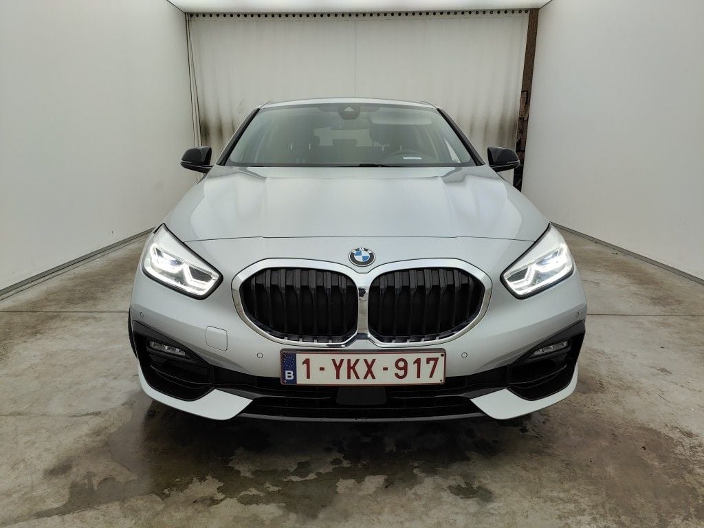 BMW 1 Reeks Hatch 118iA (103 kW) 5d