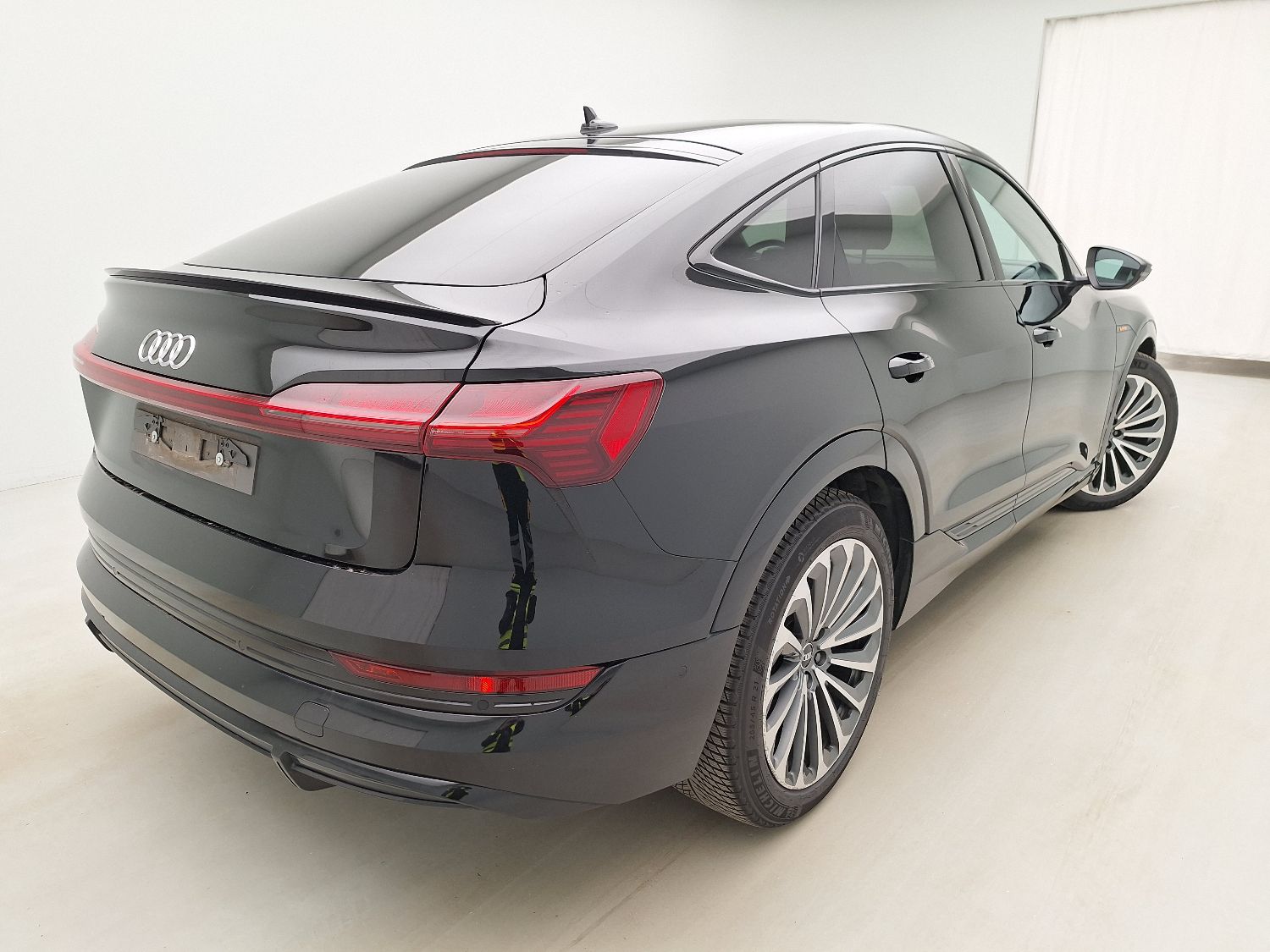 Audi, E-tron SB '19 BEV, Audi E-Tron Sportback 50 Quattro S-Line 5d photo