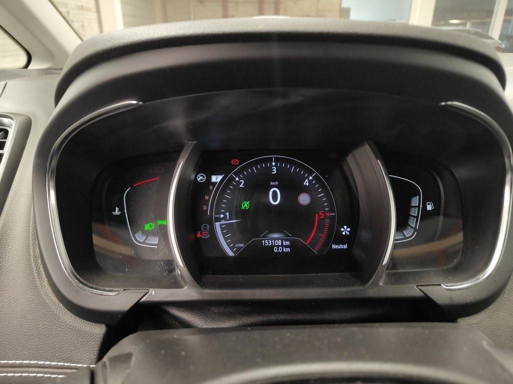 Renault Grand Scénic Blue dCi 120 EDC Intens 7P 5d photo