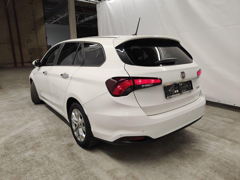 Fiat Tipo SW 1.4 Turbo 120ch/pk Easy 5d photo