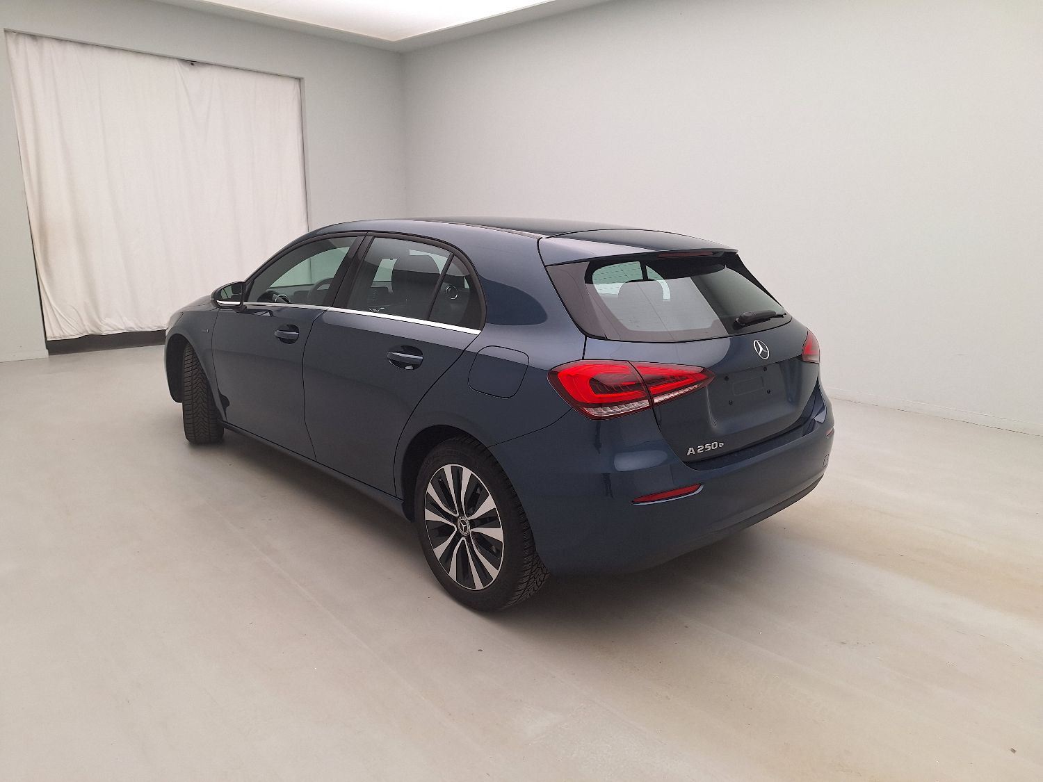 Mercedes, A-Class '18, Mercedes-Benz A-Klasse A 250 e 5d photo