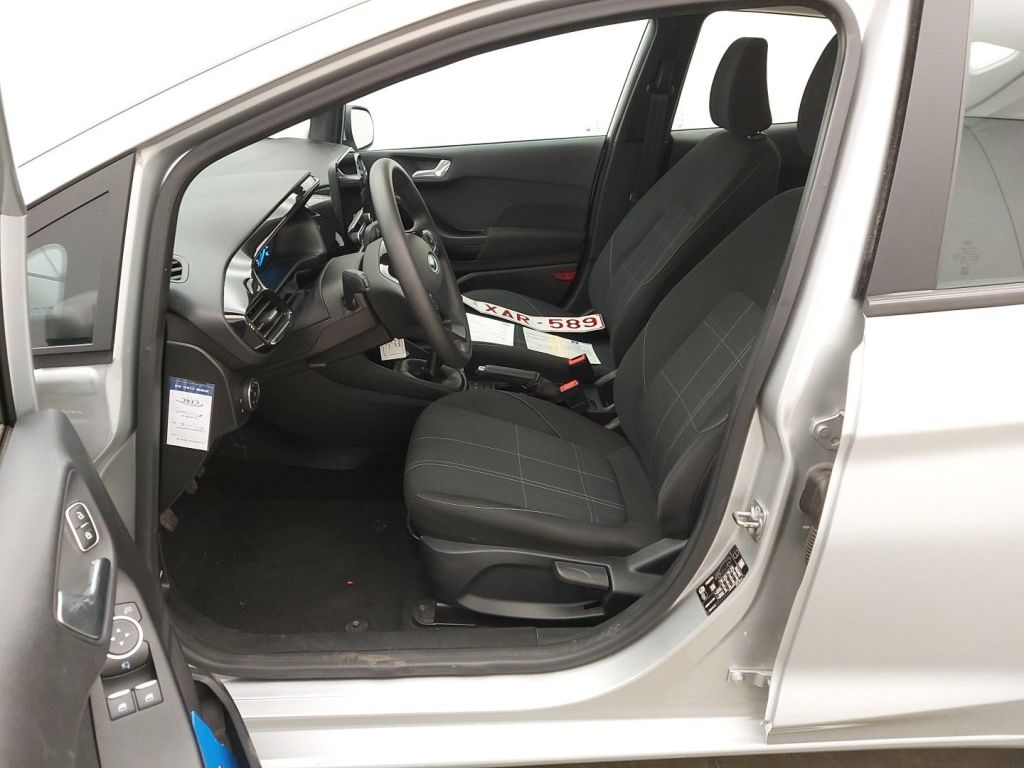Ford Fiesta 1.1i 52kW Business Class 5d photo