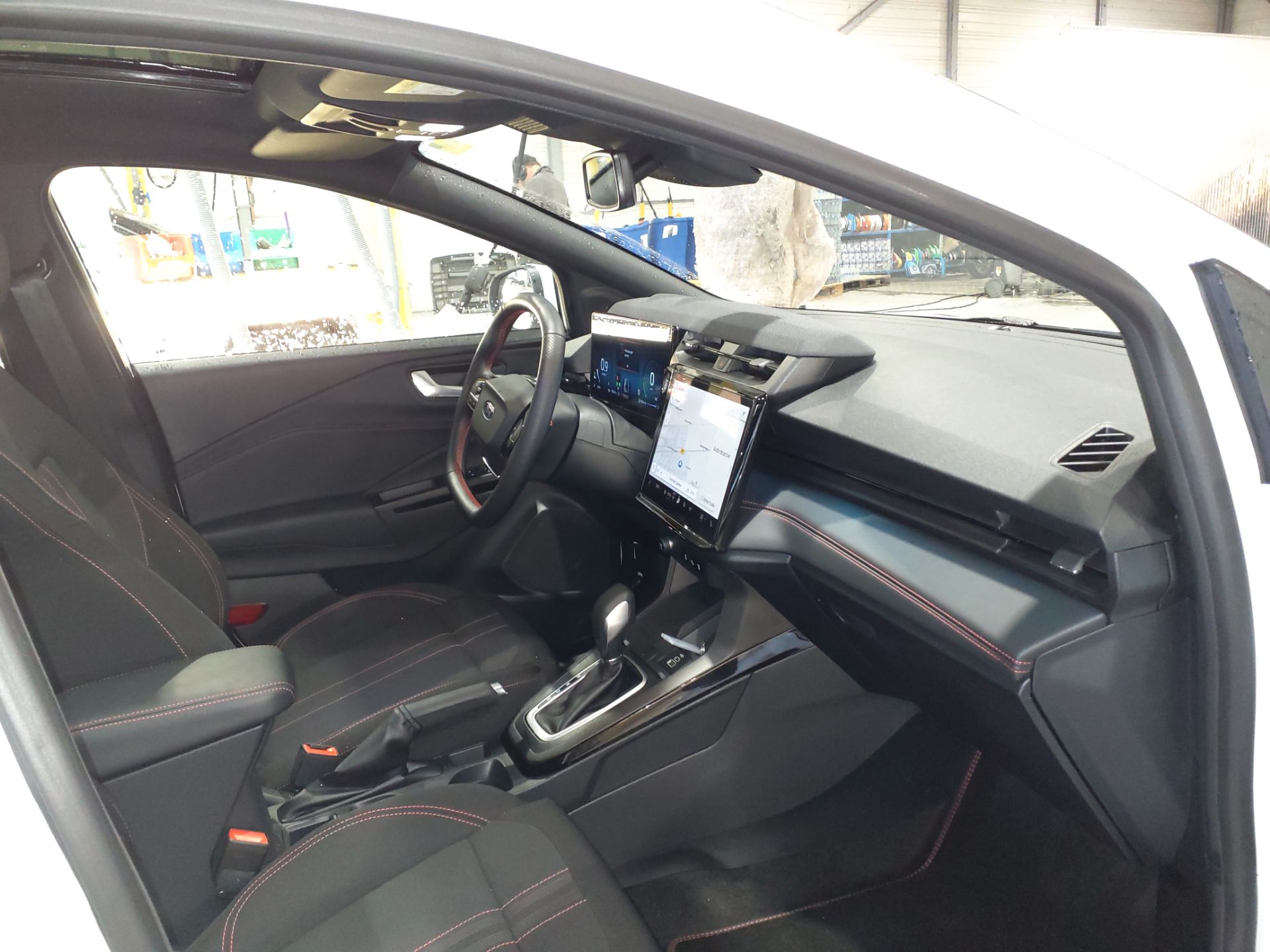 FORD Puma ST Line 1.0 EcoBoost 125cv Automático (Pano-Roof) photo
