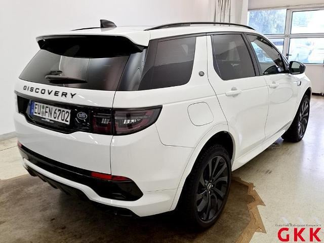 Land Rover Discovery Sport R-Dynamic SE photo