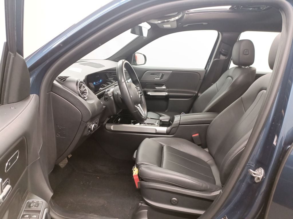 Mercedes-Benz GLB GLB 200 d Business Solution 5d photo