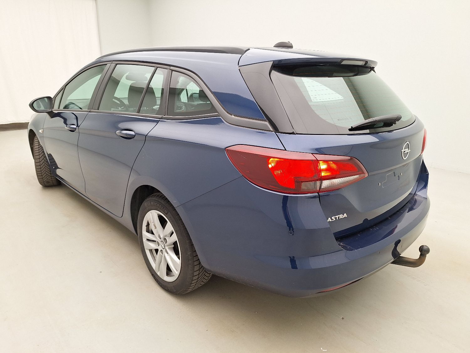 Opel, Astra ST FL'19, Opel Astra Sports Tourer 1.5 Turbo D 77kW S/S Edit photo