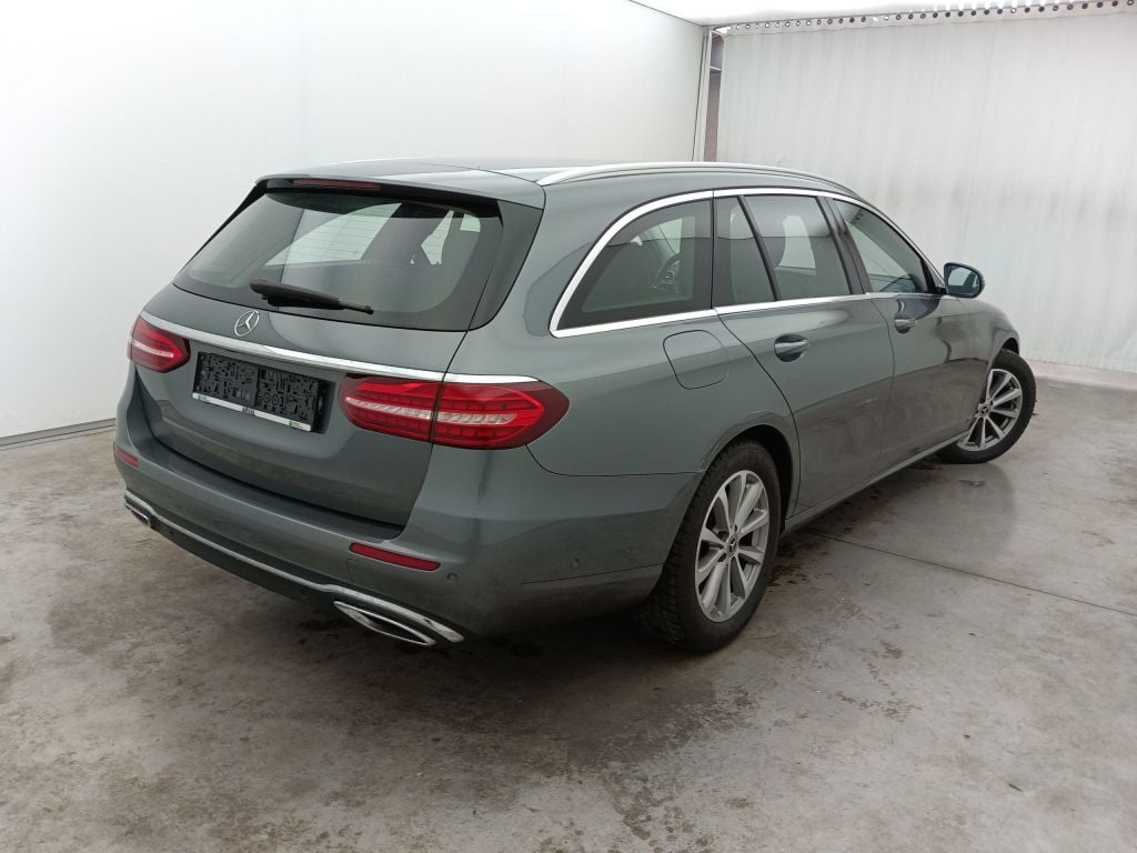 Mercedes-Benz E-Klasse Break E 200d Business Solution 5d photo