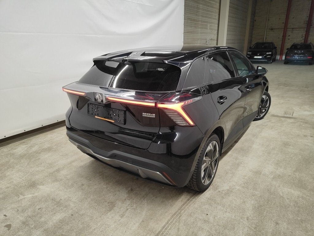 MG 4 64 kWh Luxury 5d - NO COC photo