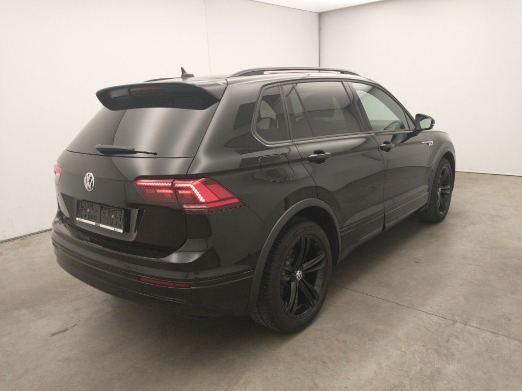 Volkswagen Tiguan 1.5 TSI ACT OPF 110kW DSG Platinum 5d photo