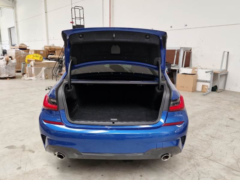 BMW 54 BMW SERIE 3 / 2018 / 4P / BERLINA 330E MSPORT AUT. photo