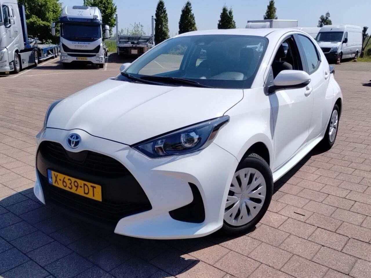 TOYOTA YARIS 1.5 Hybrid Active