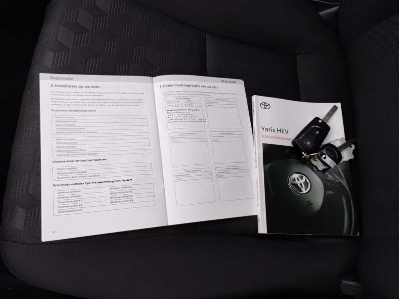 TOYOTA YARIS 1.5 Hybrid 115 Active photo