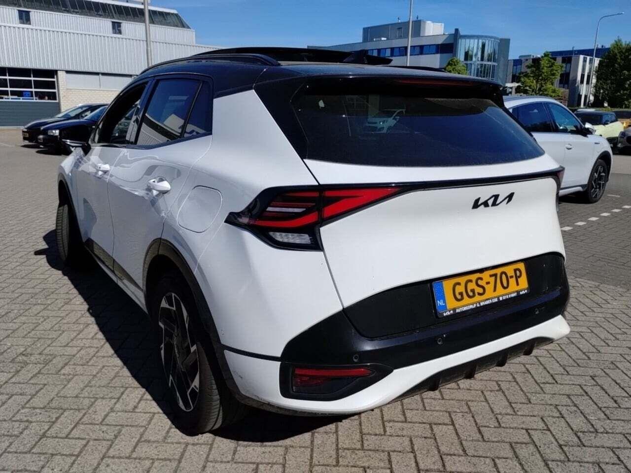 KIA SPORTAGE 1.6 T-GDi Plug-in Hybrid AWD GT-PlusLine photo