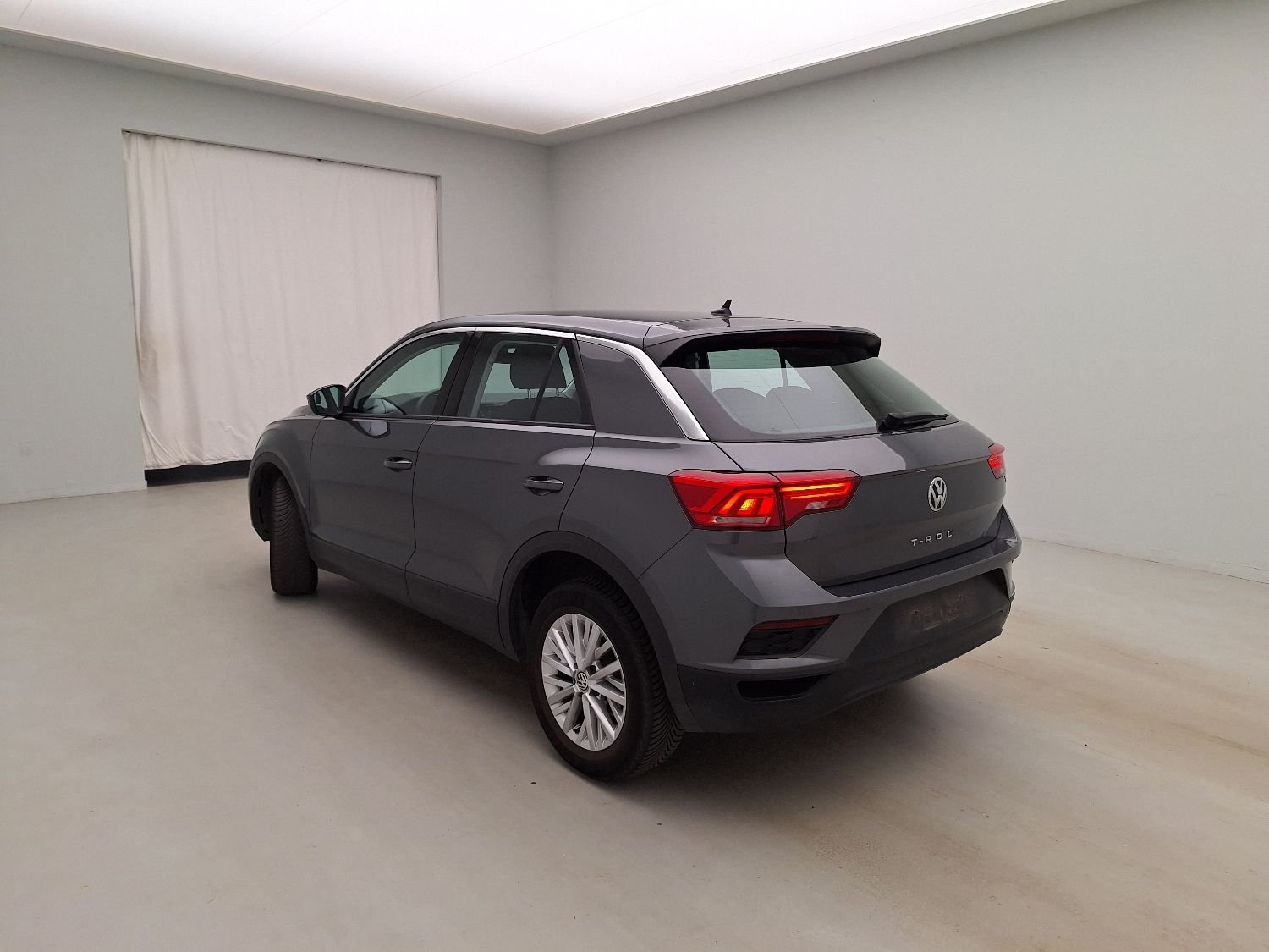 VW, T-Roc '17, Volkswagen T-Roc 1.0 TSI 5d photo