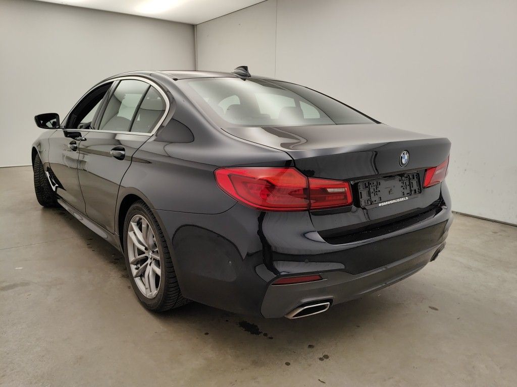 BMW 5 Reeks Berline 518d 110kW Aut. 4d photo