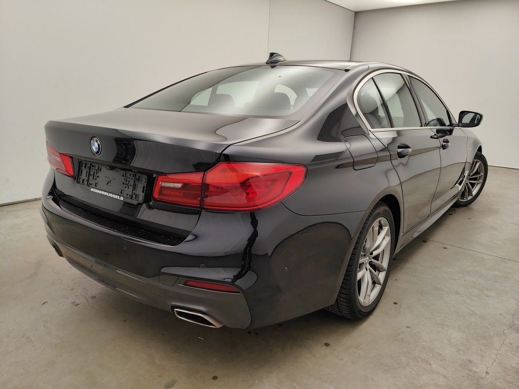 BMW 5 Reeks Berline 518d 110kW Aut. 4d photo