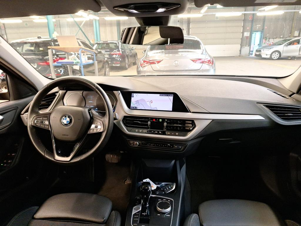 BMW 1 HATCH DIESEL - 2019 116 dA AdBlue photo