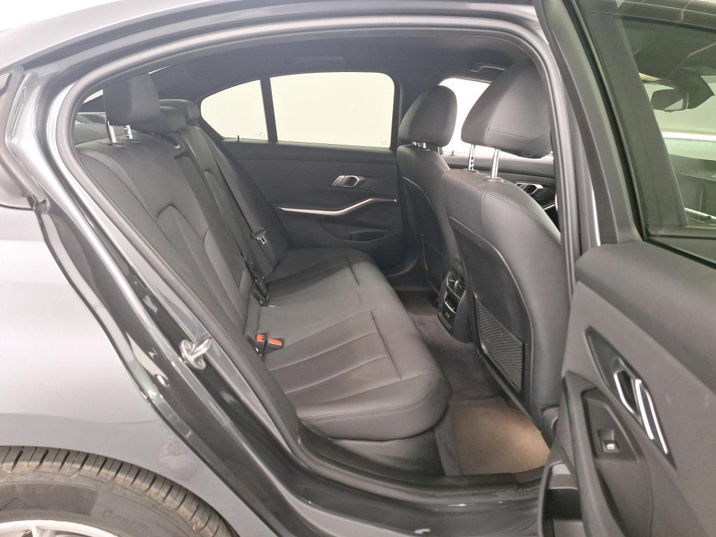 BMW 3 SERIES BERLINE 2.0 316DA (90KW) BERLINE Mirror Model Advantage Business photo